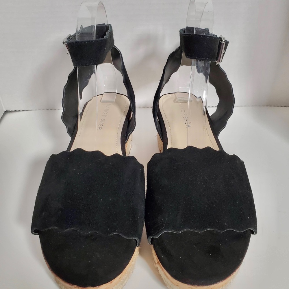 Marc Fisher platform espadrille-like sandal. Sz. 7